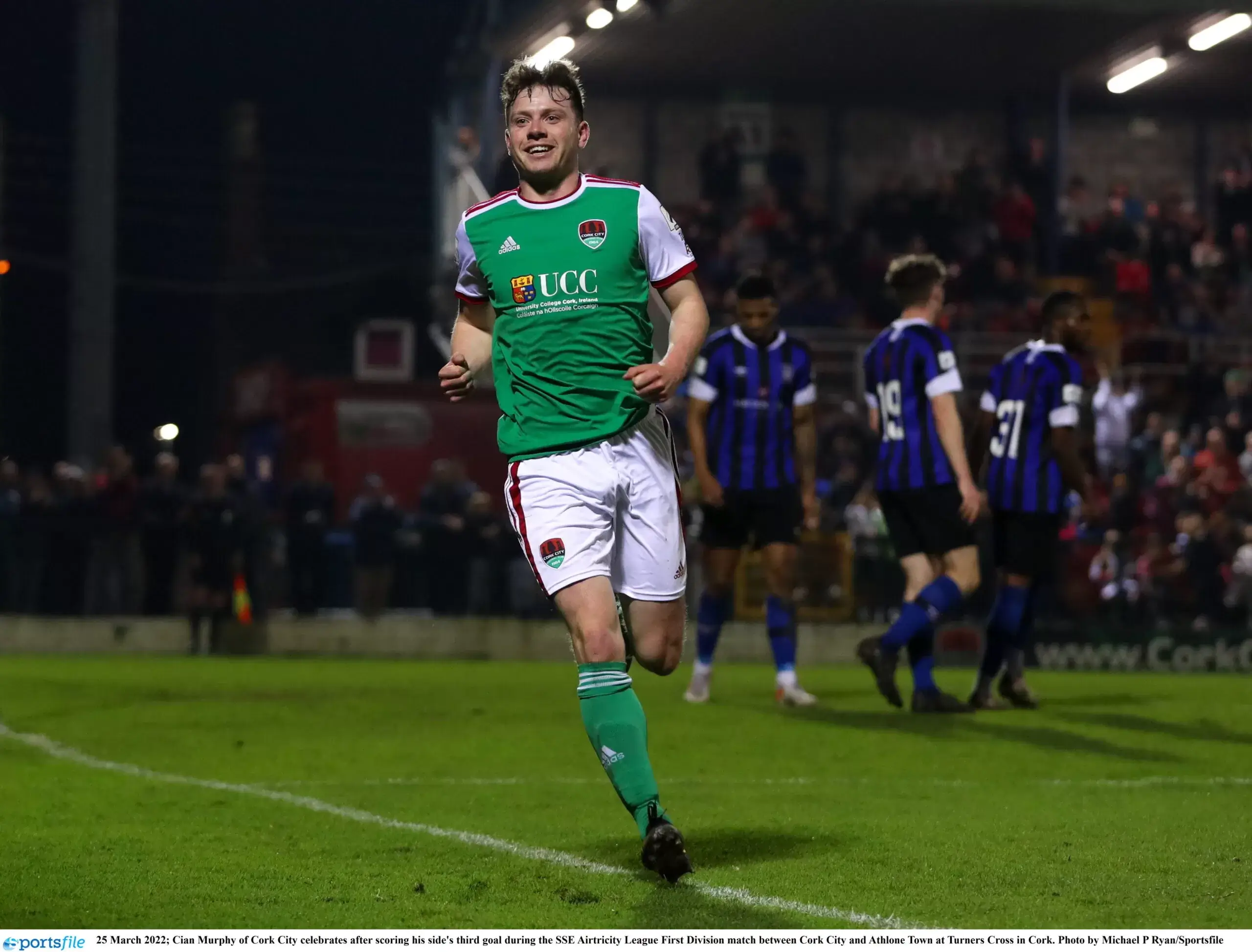 Cian Murphy signs new contract!